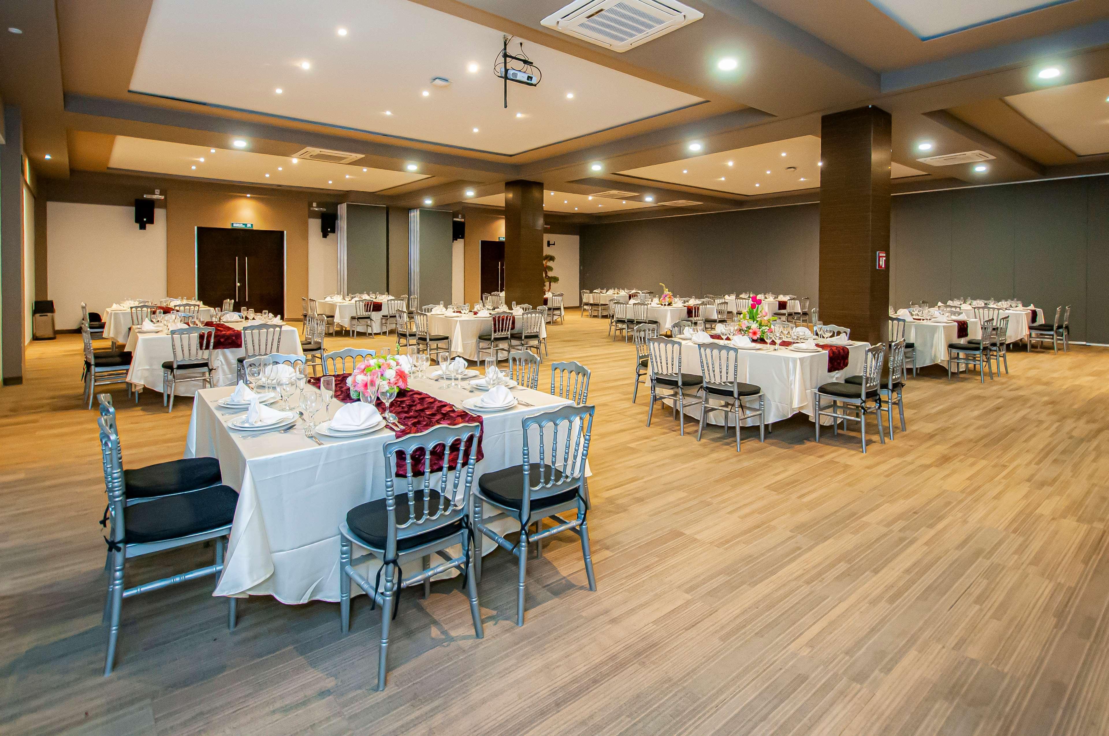 Best Western Oak Meadows Inn Saint Helens Exteriér fotografie